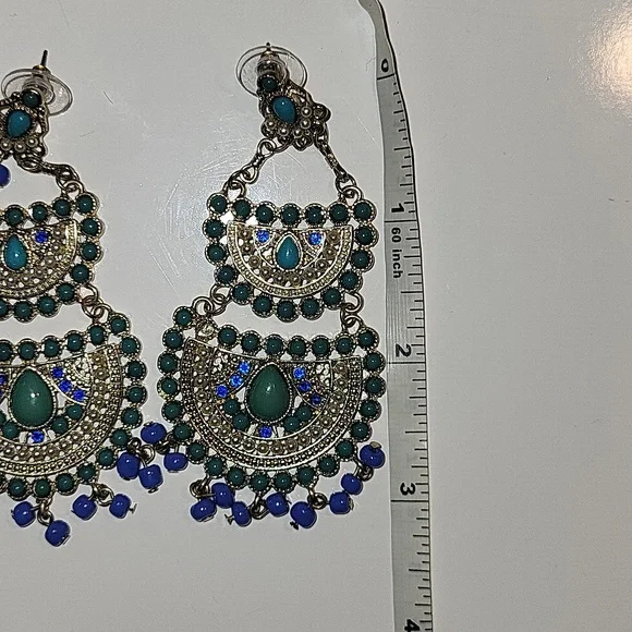 Beautiful Indian Earrings - Picture 5 of 5